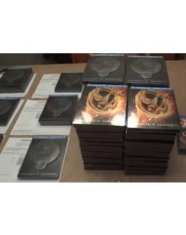 ¿Puedes darme uno por favor?GB- Hidefninja com Hunger Games Future Shop Exclusives Steelbooks Part 1 August 17th 2012