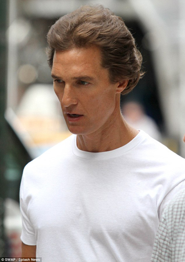 Foto del día: Matthew McConaughey en los huesos rodando con Scorsese