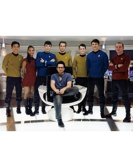 ‘Star Trek Into Darkness’. El título, sin los dos puntos