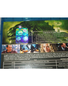 Godzilla-contraportada-¿Que hace eso ahi?