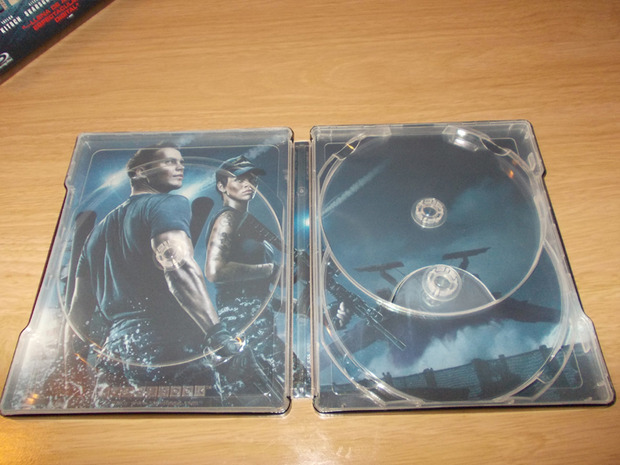 Battleship Steelbook - interior diseño -