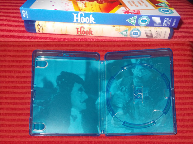 Hook [UK] - Interior -2- / Lomo