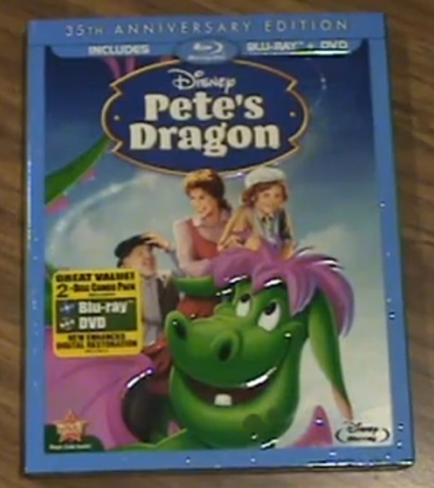 UNBOXING: PETE'S DRAGON