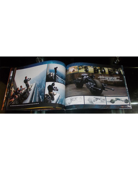 The Dark Knight Trilogy - Ultimate Collector's Edition (UK) - Libro 9