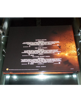 The Dark Knight Trilogy - Ultimate Collector's Edition (UK) - Estuche contraportada
