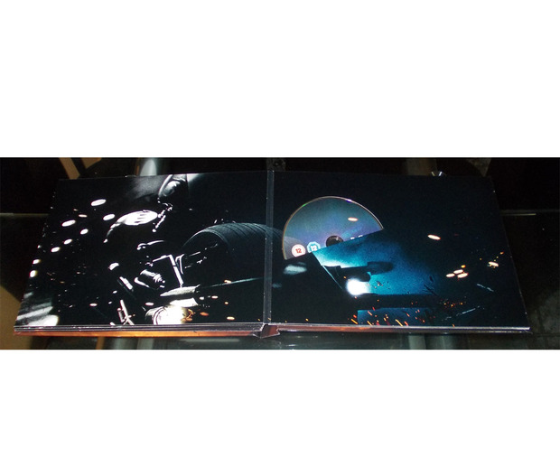 The Dark Knight Trilogy - Ultimate Collector's Edition (UK) - Estuche Disco Extras (Trilogía)  