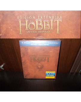 Mi cambio de edición de El Hobbit por un pequeño defecto (Las Letras en relieve)