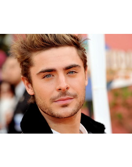 Zac Efron confirma que podría estar en Star Wars.