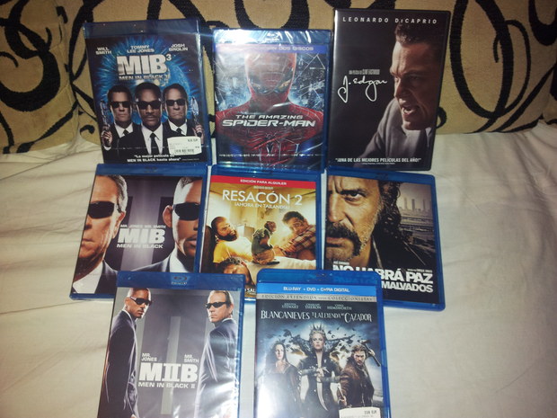 MEDIA MARKT!!!! GRACIAS POR ARRUINARME!!! AHORA A PEDIR PARA BATMAN!!!
