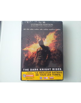 No encontre la trilogia en Paris pero me traje el steelbook del peliculon!!!!