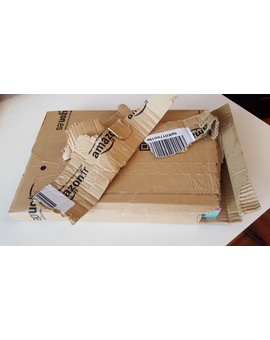 Gracias Amazon por mandar las cosas por Correos