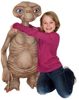 ¿A alguien le sobran 250 euros?E.T. El extraterrestre, réplica de 91cms, 