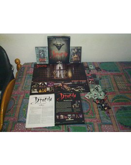 Juego de Tablero Bram Stoker's Dracula + DVD + DVD Película X Mario Salieri's Dracula (Parodia porno basada en la pelicula de Francis Ford Coppola)