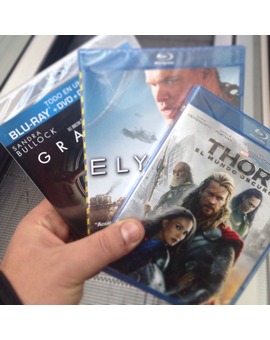 Compritas de hoy en el Carrefour! Soy el único que no tiene el steel de THOR!