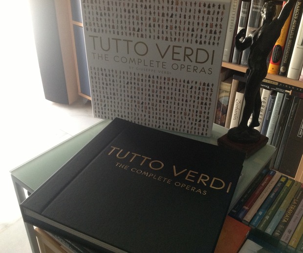 Mi compra más gorda en bluray... Todas las operas de Verdi en 27 discos.... Con presentación a todo lujo.