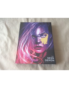 THE NEON DEMON Steelarchive edition numerada a 167 copias