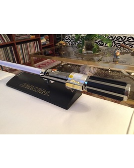 Anakin Skywalker Force FX Lightsaber 2/3