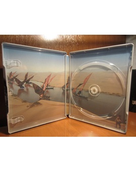 10.000 - Steelbook (inside)