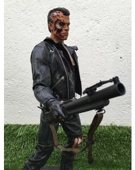 Terminator 2 - T800 Battle Damaged (3/4)