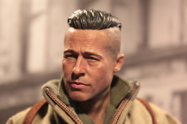 Nueva figura: Brad Pitt / Fury (4/4)