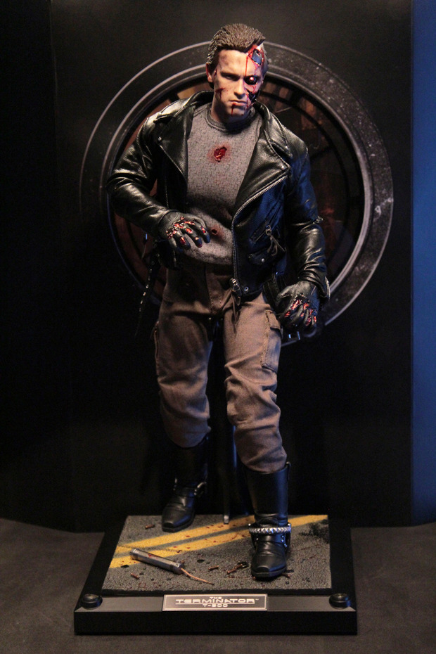 Nueva figura: Terminator, Hot Toys (3/4)