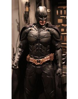 Hot Toys: Batman Armory (2/3)