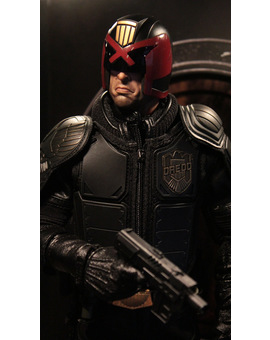 Nueva figura: Dredd (2/4)