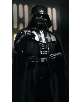 Nueva figura. Hot Toys: Darth Vader Rogue One (2/3)