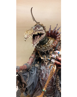 Nueva figura: Emperador Skeksis, Cristal Oscuro (2/3)