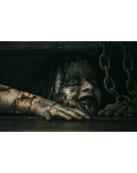El estreno del remake de 'Evil Dead' estremece a crítica y público