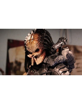 Figura 'Classic Predator' de Hot Toys (6/8)