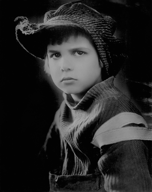 Hoy es el centenario de JACKIE COOGAN (26 oct). Un recuerdo para EL CHICO y la LEY COOGAN