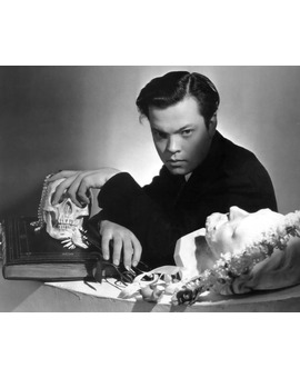 MAGICIAN. THE ASTONISHING LIFE AND WORKS OF ORSON WELLES documental del ganador del Oscar CHUCK WORKMAN. Trailer