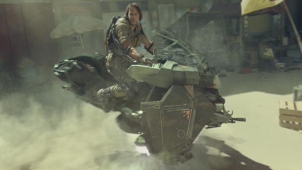 CALL OF DUTY. ADVANCED WARFARE LIFE ACTION de PETER BERG trailer ¿Un poco de acción?