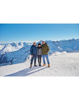  Daniel Craig, Léa Seydoux y Dave Bautista en el ski resort Sölden de Austria. SPECTRE