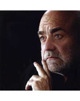 Ha fallecido DEMIS ROUSSOS, recordémosle en su participación en la BSO de BLADE RUNNER junto a su amigo VANGELIS. R.I.P.