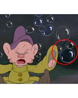 DISNEY introduce huevos de pascua desde el principio.