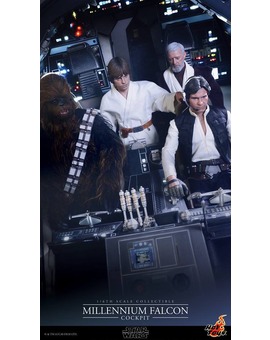 La cabina del HALCÓN MILENARIO de HOT TOYS 3