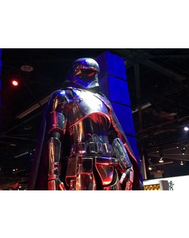 La armadura del Capitán Phasma.
