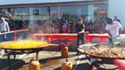 En-el-media-markt-de-alcorcon-peliculas-pocas-ya-pero-hoy-han-finalizado-la-fiesta-de-reapertura-con-una-paella-c_s