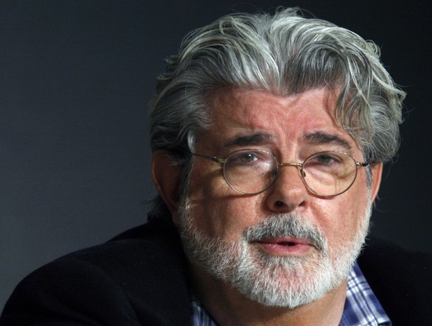 "Ellos querían hacer una película retro. No me gusta eso. Trabajo muy duro en cada película sea completamente diferente, diferentes planetas, diferentes naves, que sea nueva"