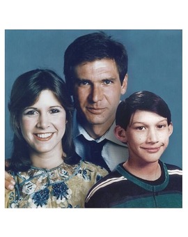 Una familia feliz antes del desastre.