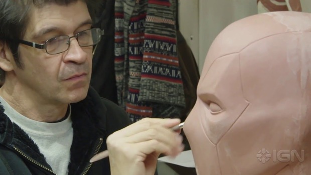 Haciendo la máscara de Deadpool: