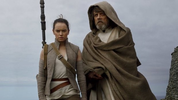 El primer montaje de 'Star Wars VIII' duraba 3 horas.