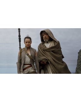 El primer montaje de 'Star Wars VIII' duraba 3 horas.