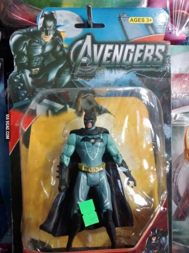 El universo paralelo de las tiendas chinas o adelantándose a cuando Disney compre Warner, a saber.