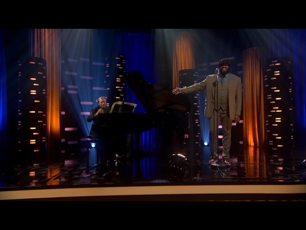 'Mona Lisa'. Y al piano...
