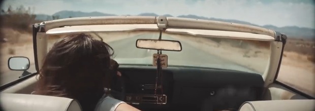 ¿Os preguntabais qué hacía Megan Fox?
