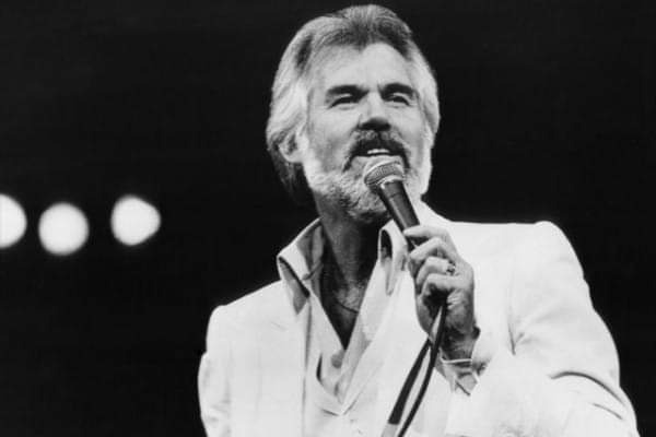Kenny Rogers ha fallecido. R.I.P.