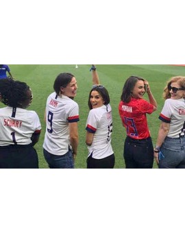 Han montado un equipo de fútbol femenino profesional.